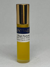 Load image into Gallery viewer, Heart Perfume